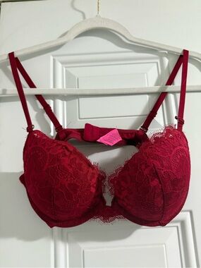 47. La SENZA Red Lace Push-Up Bra with Adjustable Straps 34B